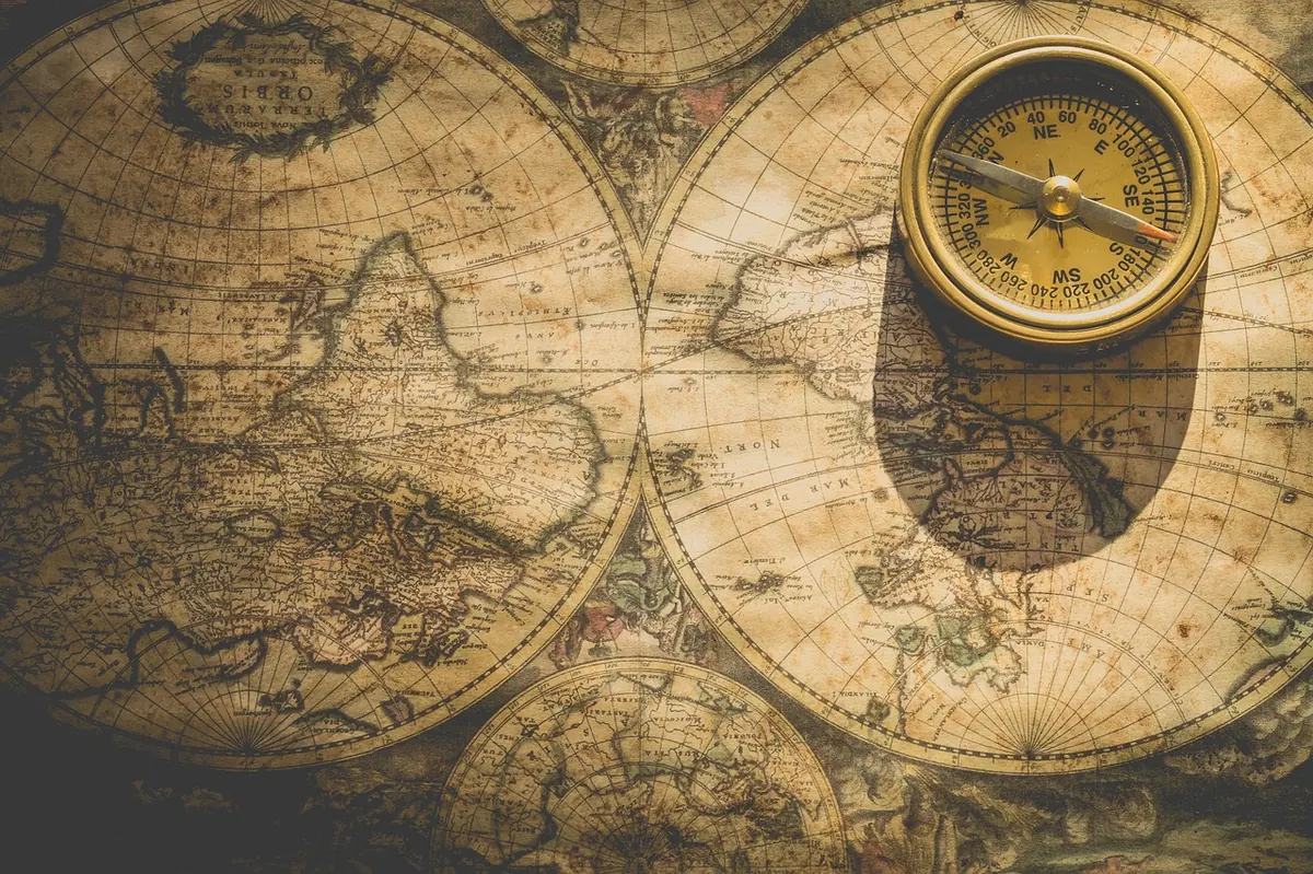 Navigating Desert Dunes Without GPS: Map, Compass and Landmark Basics